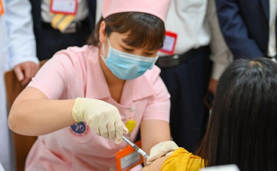 Vắc xin Covid-19 Việt Nam có hiệu quả với biến chủng virus Anh và Nam Phi