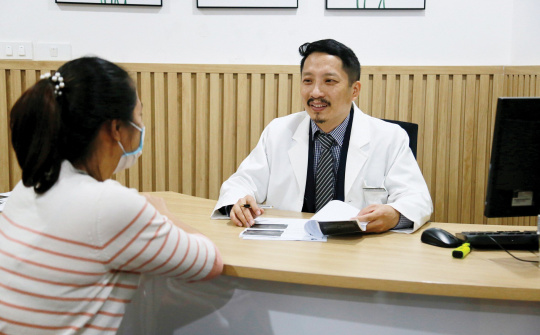 Bác sĩ Mai Văn Sâm "Khắc tinh" của bệnh ung thư tuyến giáp