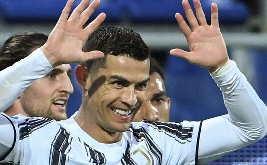 Vượt Pele, hành trình phi thường của Ronaldo chưa dừng lại