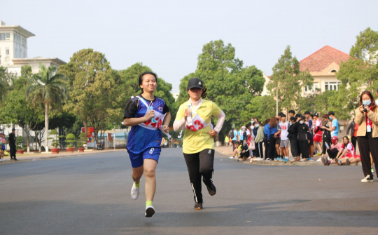 Đắk Lắk: Toàn dân rèn luyện thân thể theo gương Bác Hồ vĩ đại