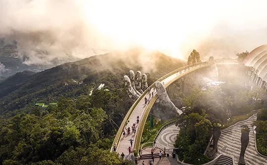 Đà Nẵng: Cầu Vàng Bà Nà Hills được bình chọn kỳ quan thế giới mới