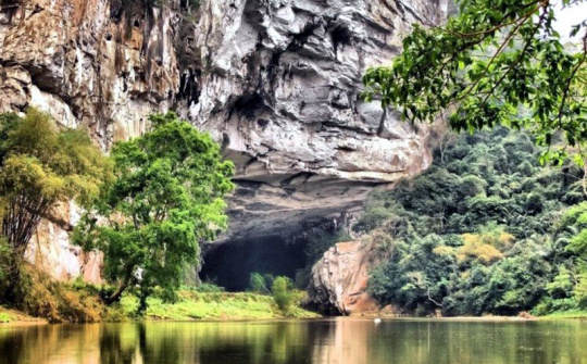 Khám phá vẻ đẹp Động Puông và dòng sông Năng tỉnh Bắc Kạn