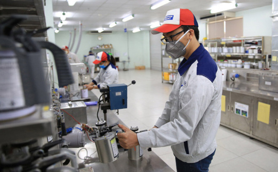 Cộng đồng doanh nghiệp trên địa bàn Hà Nội: Quyết tâm thực hiện ''nhiệm vụ kép''