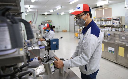 Cộng đồng doanh nghiệp trên địa bàn Hà Nội: Quyết tâm thực hiện ''nhiệm vụ kép''
