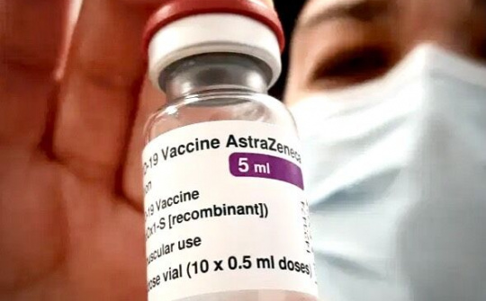 Việt Nam- Chính thức tiêm vaccine COVID-19