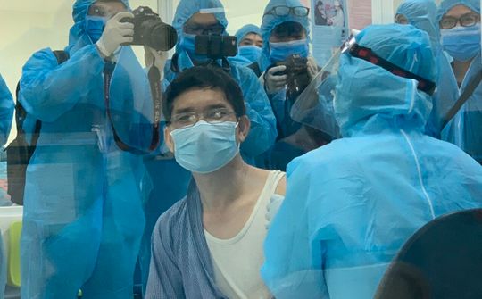 Người tiêm vaccine phòng Covid-19 được bảo vệ tới 67% sau mũi đầu tiên