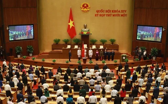 Đồng chí Vương Đình Huệ tuyên thệ nhậm chức Chủ tịch Quốc hội