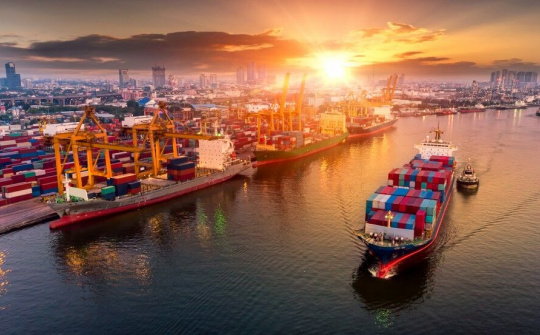 Truyền thông Malaysia: Việt Nam là 'nơi bình yên trong cơn bão'