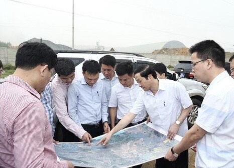 Thanh Hóa: Chủ tịch UBND tỉnh kiểm tra Dự án đường giao thông từ KCN Bỉm Sơn đến đường bộ ven biển đoạn Nga Sơn - Hoằng Hóa