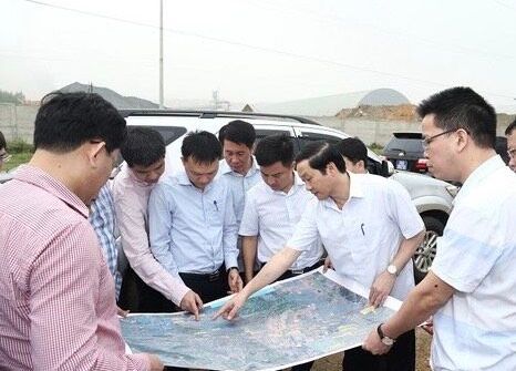 Thanh Hóa: Chủ tịch UBND tỉnh kiểm tra Dự án đường giao thông từ KCN Bỉm Sơn đến đường bộ ven biển đoạn Nga Sơn - Hoằng Hóa