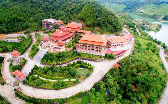 Quảng Ninh: Vân Đồn phát huy hiệu quả từ phát triển du lịch tâm linh