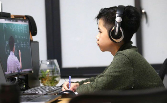 Lợi ích kép từ việc học trực tuyến