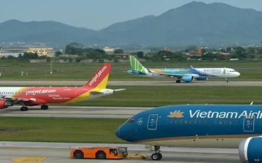 Thủ tướng  chỉ đạo tăng cường quản lý việc tổ chức các chuyến bay đưa người nhập cảnh Việt Nam