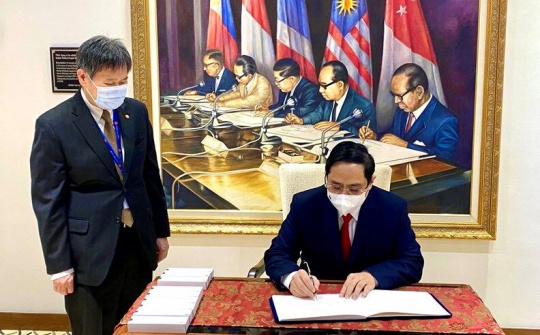 Thủ tướng Phạm Minh Chính kết thúc tốt đẹp chuyến công tác tham dự Hội nghị các Nhà Lãnh đạo ASEAN