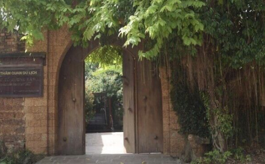 Làng cổ Đường Lâm – điểm đến hấp dẫn