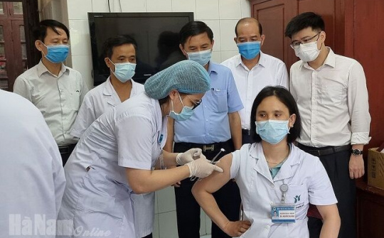 Hà Nam tổ chức tiêm vắc-xin phòng Covid-19 đợt 1/2021