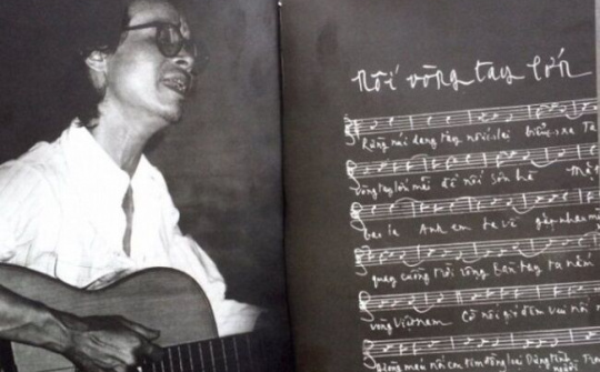 "Nối vòng tay lớn" - khúc ca ngày giải phóng về sự hòa hợp dân tộc
