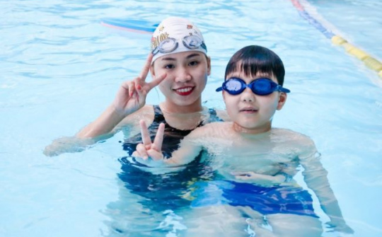 I like Swimming: Học bơi cùng kiện tướng