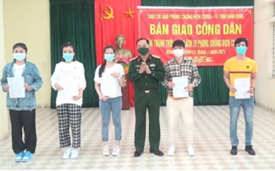 Nam Định bàn giao 144 công dân hoàn thành thời gian cách ly tập trung