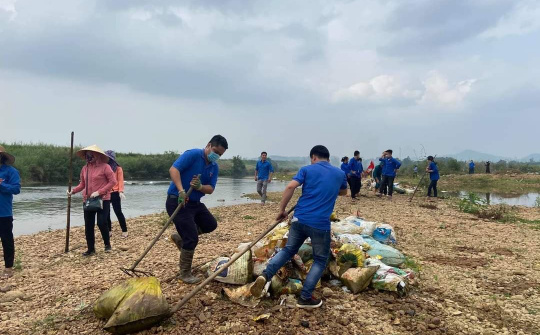 Nghệ An: Tuổi trẻ huyện Nghĩa Đàn chung tay Bảo vệ môi trường