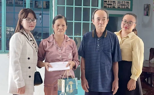 Niềm vui nhỏ với gia đình Thương binh Đào Văn Hùng