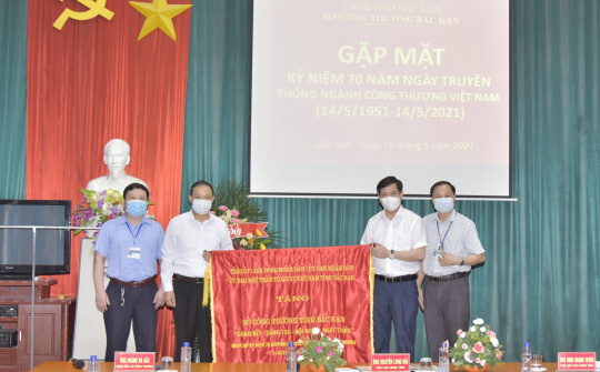 Bắc Kạn: Gặp mặt kỷ niệm 70 năm Ngày truyền thống ngành Công Thương