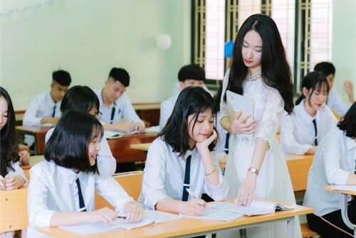 Đa số các trường tư thục ở Hà Nội xét học bạ để tuyển sinh lớp 10