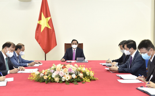 Thủ tướng Phạm Minh Chính điện đàm với Thủ tướng Thái Lan Prayut Chan-o-cha