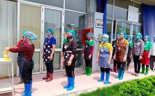 Ninh Bình: Cơ sở sản xuất kinh doanh, khu, cụm công nghiệp tăng cường phòng, chống dịch Covid-19