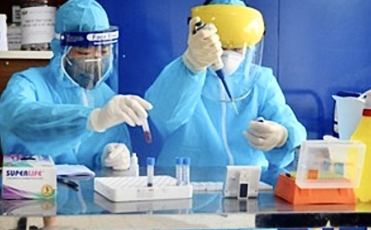 Việt Nam tăng cường năng lực xét nghiệm virus SARS-CoV-2