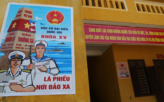 Thiêng liêng lá phiếu nơi đầu sóng