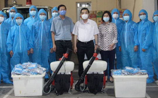 20 cán bộ, nhân viên y tế Thủ đô lên đường hỗ trợ Bắc Giang chống dịch