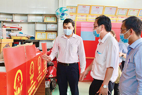 Phan Thiết (Bình Thuận): Tuyên truyền bầu cử gắn với phòng chống dịch covid-19