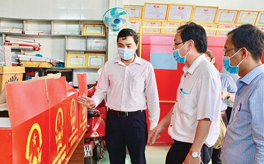 Phan Thiết (Bình Thuận): Tuyên truyền bầu cử gắn với phòng chống dịch covid-19