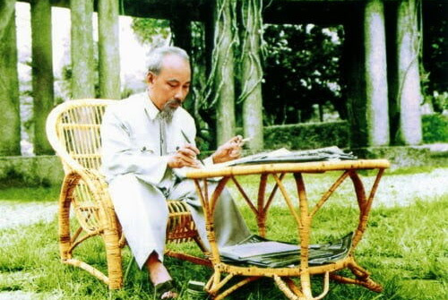 Tư tưởng Hồ Chí Minh mãi mãi soi sáng con đường cách mạng Việt Nam