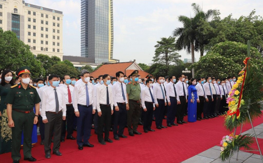 Thanh Hóa: Dâng hương tại Khu Văn hóa tưởng niệm Chủ tịch Hồ Chí Minh
