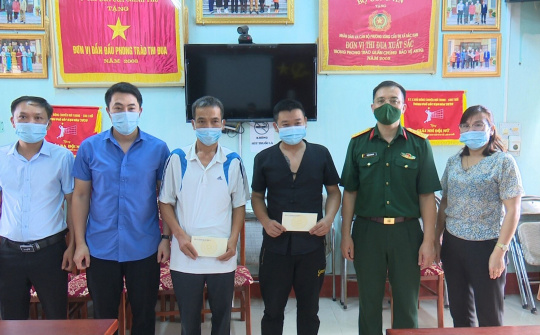 Bắc Kạn: Thăm, tặng quà các gia đình bị thiệt hại do thiên tai