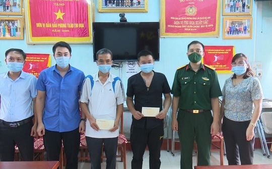 Bắc Kạn: Thăm, tặng quà các gia đình bị thiệt hại do thiên tai