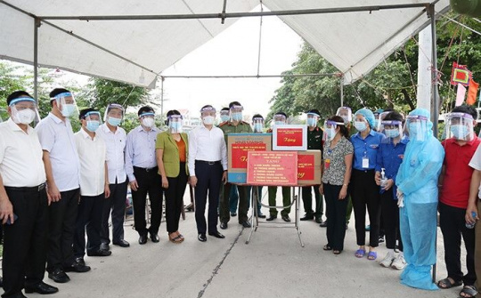 Hà Nội: Phó Bí thư Thành ủy, Chủ tịch HĐND TP Nguyễn Ngọc Tuấn kiểm tra công tác bầu cử tại Thường Tín