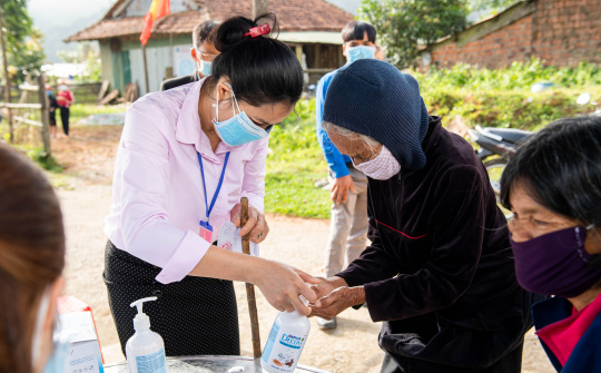 Đăk Glei (Kon Tum): Cử tri 6 xã biên giới, vùng sâu, vùng xa đi bầu cử sớm