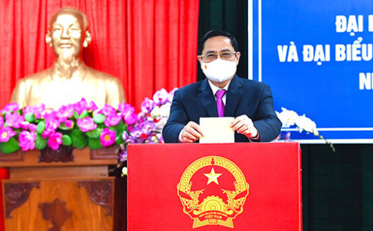 Thủ tướng Phạm Minh Chính tham gia bỏ phiếu bầu cử tại Cần Thơ