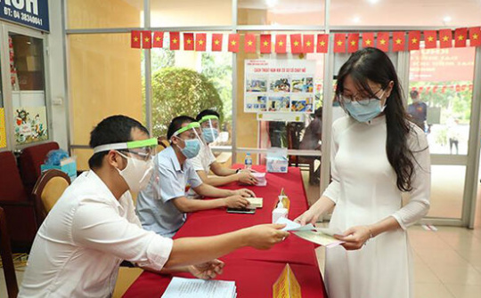 Bầu cử thành công trong đại dịch thể hiện niềm tin của nhân dân