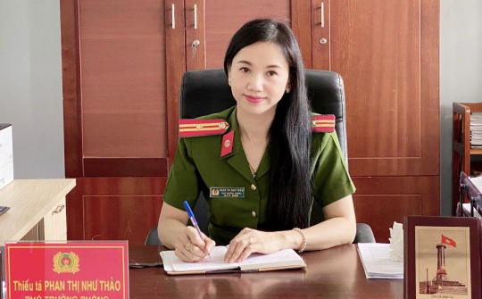 Nữ chiến sĩ Công an vùng cao Vì nhân dân phục vụ