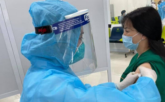 DN châu Âu đồng tình với việc đẩy nhanh tiêm vaccine COVID-19