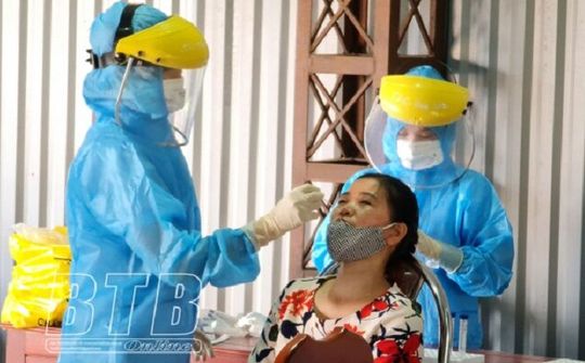 Thái Bình: Xét nghiệm Covid-19 cho cán bộ, chuyên gia nước ngoài làm việc tại các doanh nghiệp