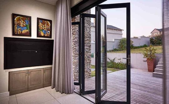 5 lý do khiến cửa đi xếp trượt Eurowindow được ưa chuộng sử dụng