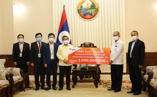 Star Telecom hỗ trợ Lào 12 tỷ đồng phòng chống Covid-19