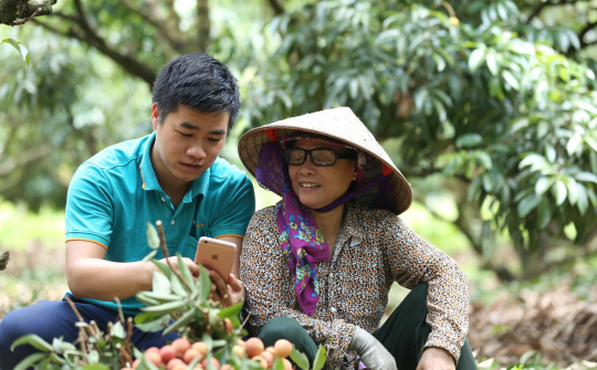 Nông dân lên sàn thương mại điện tử