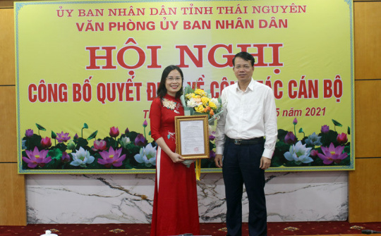 Thái Nguyên: Công bố các quyết định về công tác cán bộ