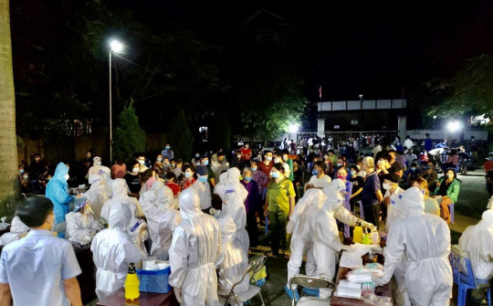 Phát hiện thêm 17 ca nhiễm SARS-CoV-2, đề xuất phong tỏa toàn huyện Thuận Thành